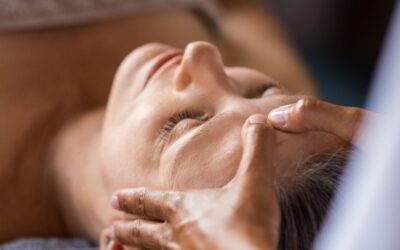 Guía completa de tratamientos faciales a domicilio en Ibiza: cuida tu piel sin salir de casa